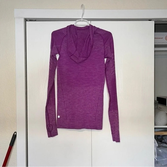 Lululemon Rest Less Pullover Hoodie Size 4 - Picture 3 of 8